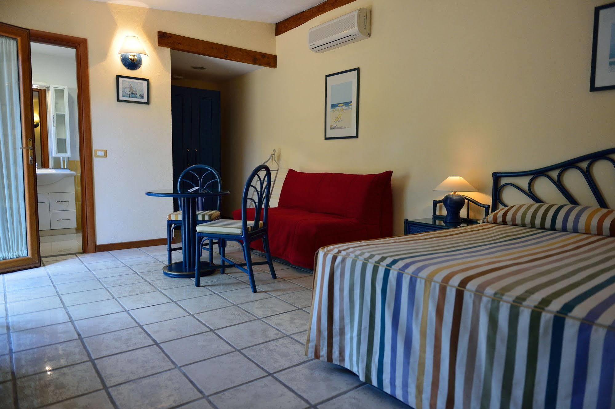 Hotel Acquasanta Terracina Exterior photo